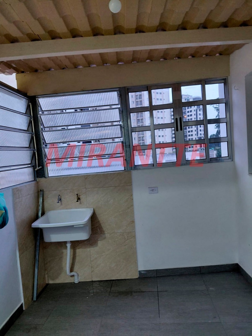 Casa terrea de 40m² com 1 quartos em Chora Menino
