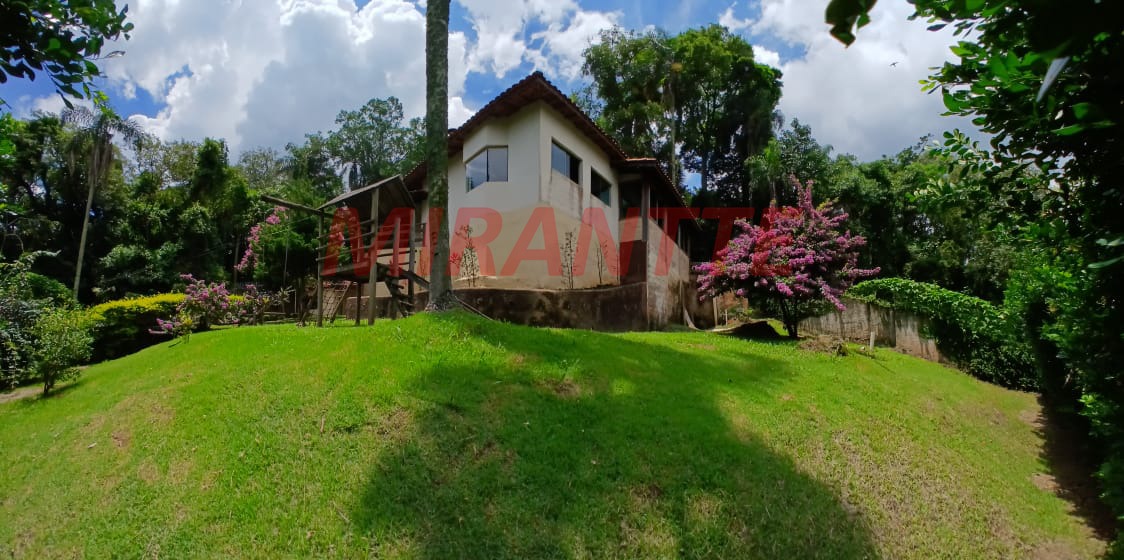 Casa terrea de 254m² com 3 quartos em Serra da Cantareira