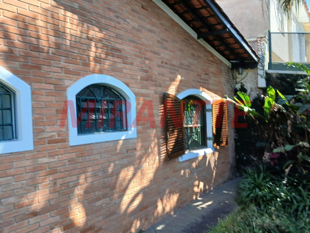 Casa terrea de 200m² com 4 quartos em Vila Nova Savoia
