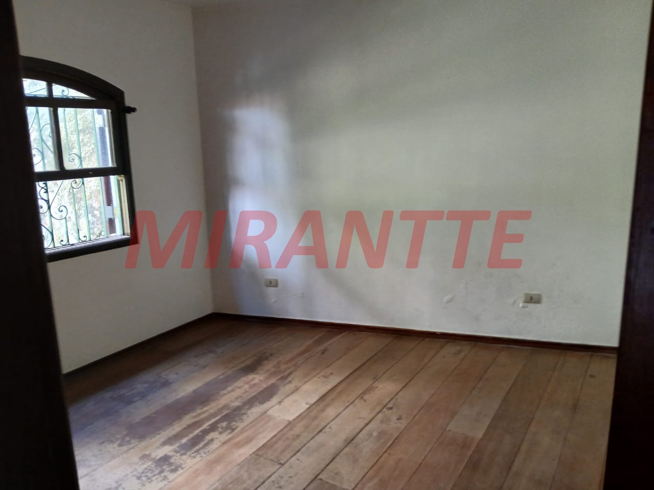 Casa terrea de 200m² com 4 quartos em Vila Nova Savoia