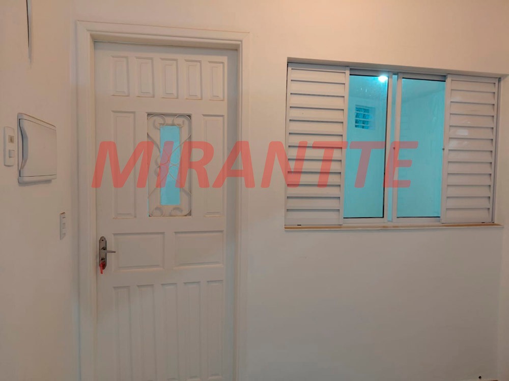Casa terrea de 40m² com 1 quartos em Chora Menino