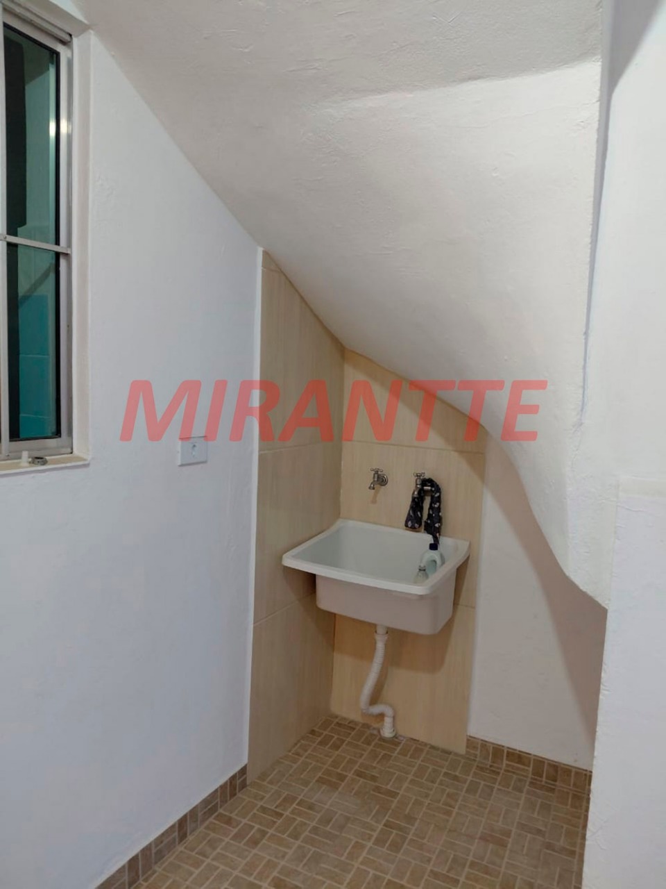 Casa terrea de 40m² com 1 quartos em Chora Menino