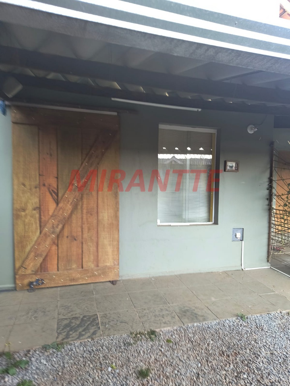 Comercial de 300m² em Roseira