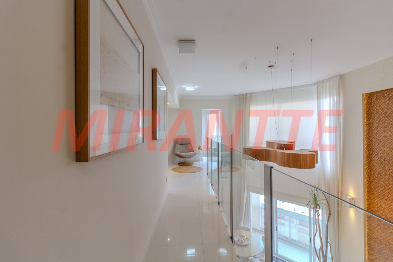 Cobertura de 327m² com 4 quartos em Santa Teresinha