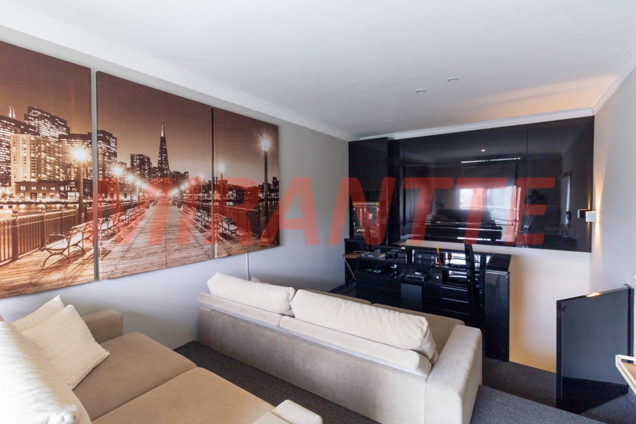 Cobertura de 327m² com 4 quartos em Santa Teresinha