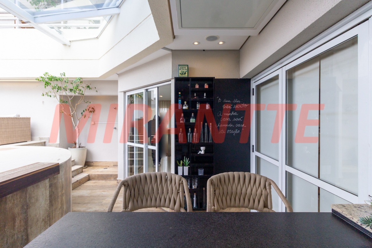 Cobertura de 327m² com 4 quartos em Santa Teresinha
