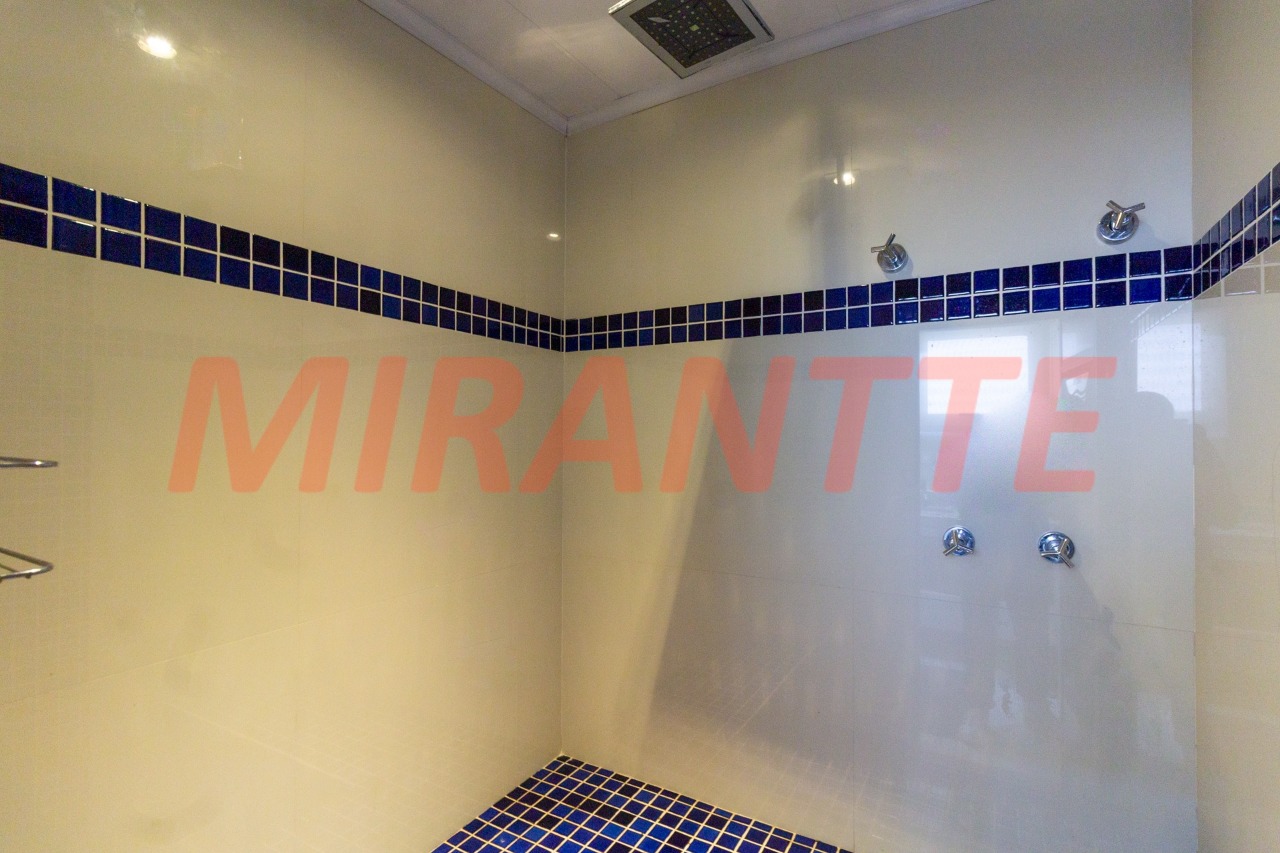 Cobertura de 327m² com 4 quartos em Santa Teresinha