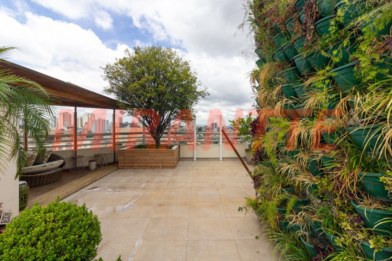 Cobertura de 327m² com 4 quartos em Santa Teresinha