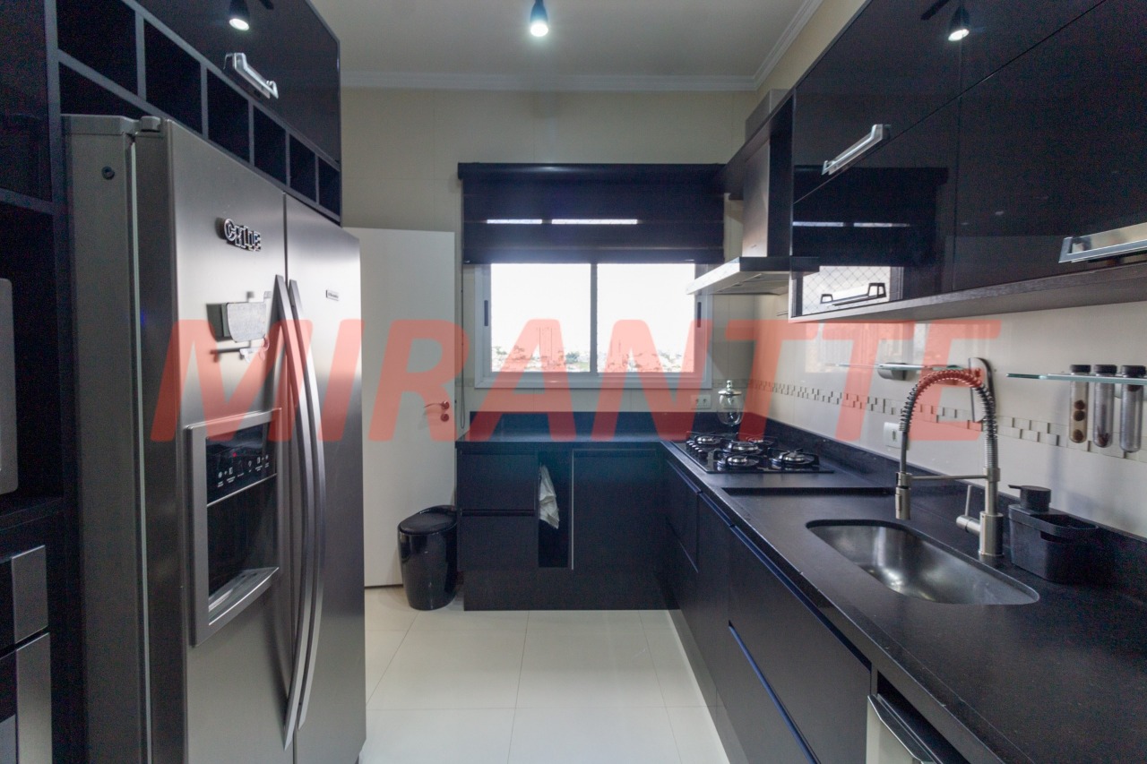Cobertura de 327m² com 4 quartos em Santa Teresinha