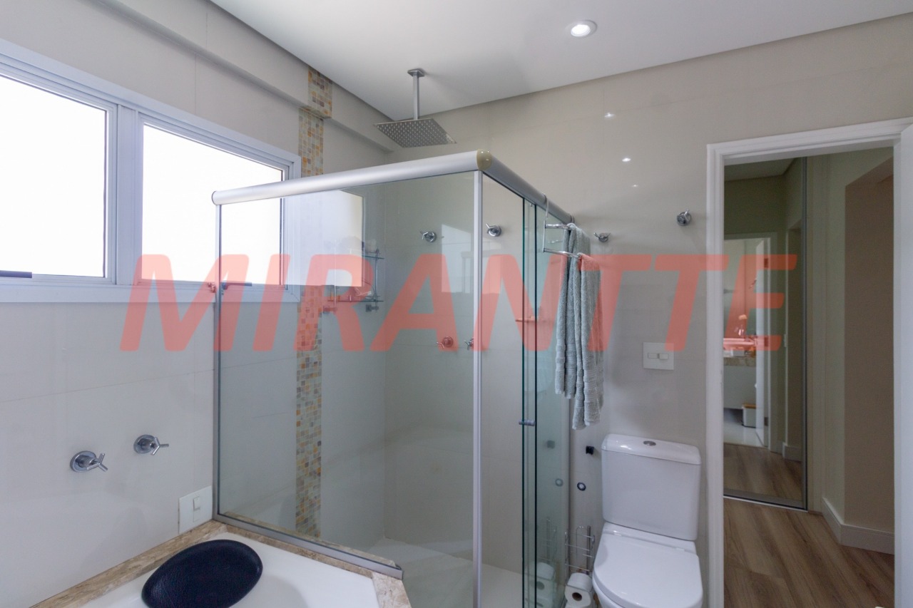 Cobertura de 327m² com 4 quartos em Santa Teresinha