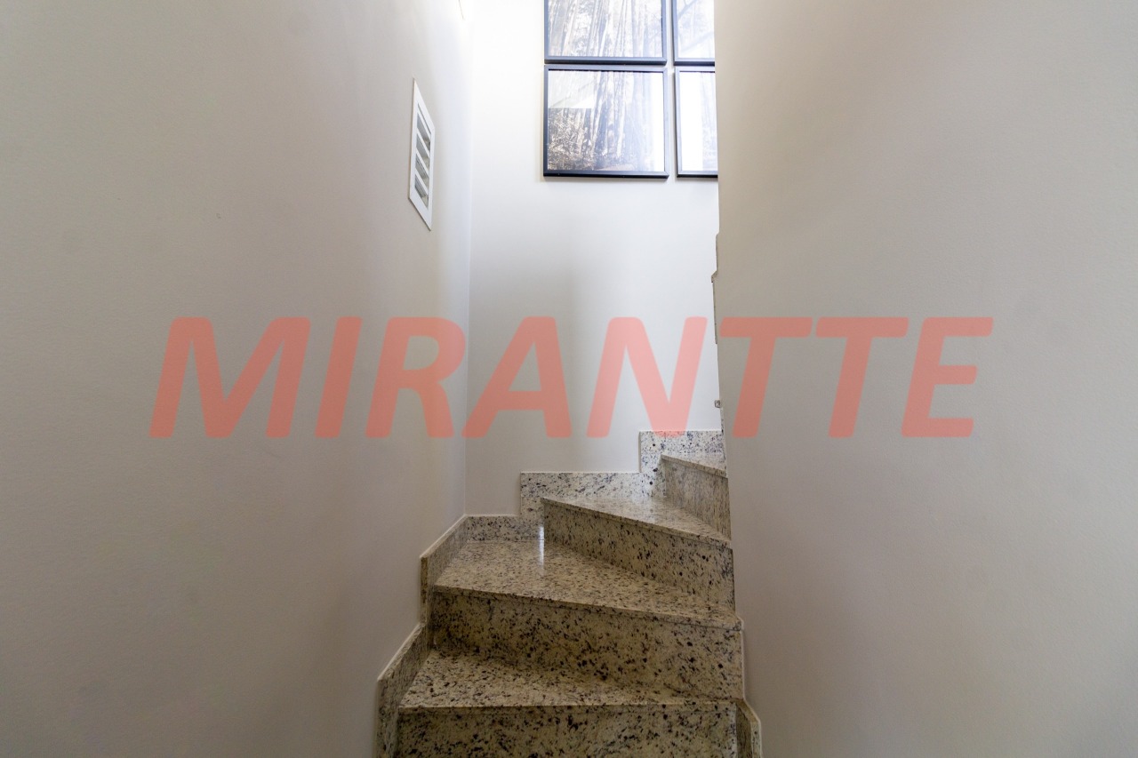 Cobertura de 327m² com 4 quartos em Santa Teresinha