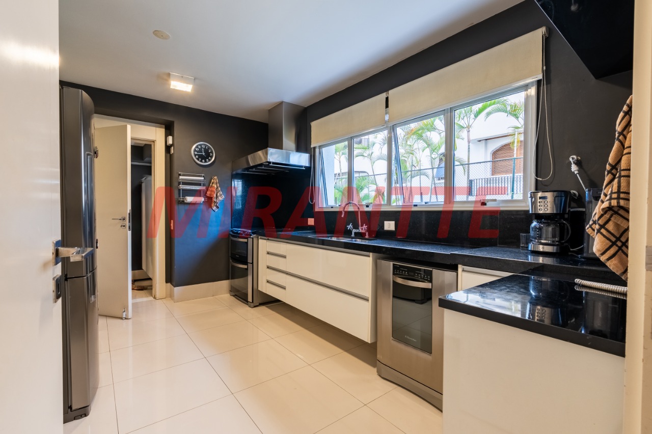 Apartamento de 330m² com 4 quartos em Perdizes