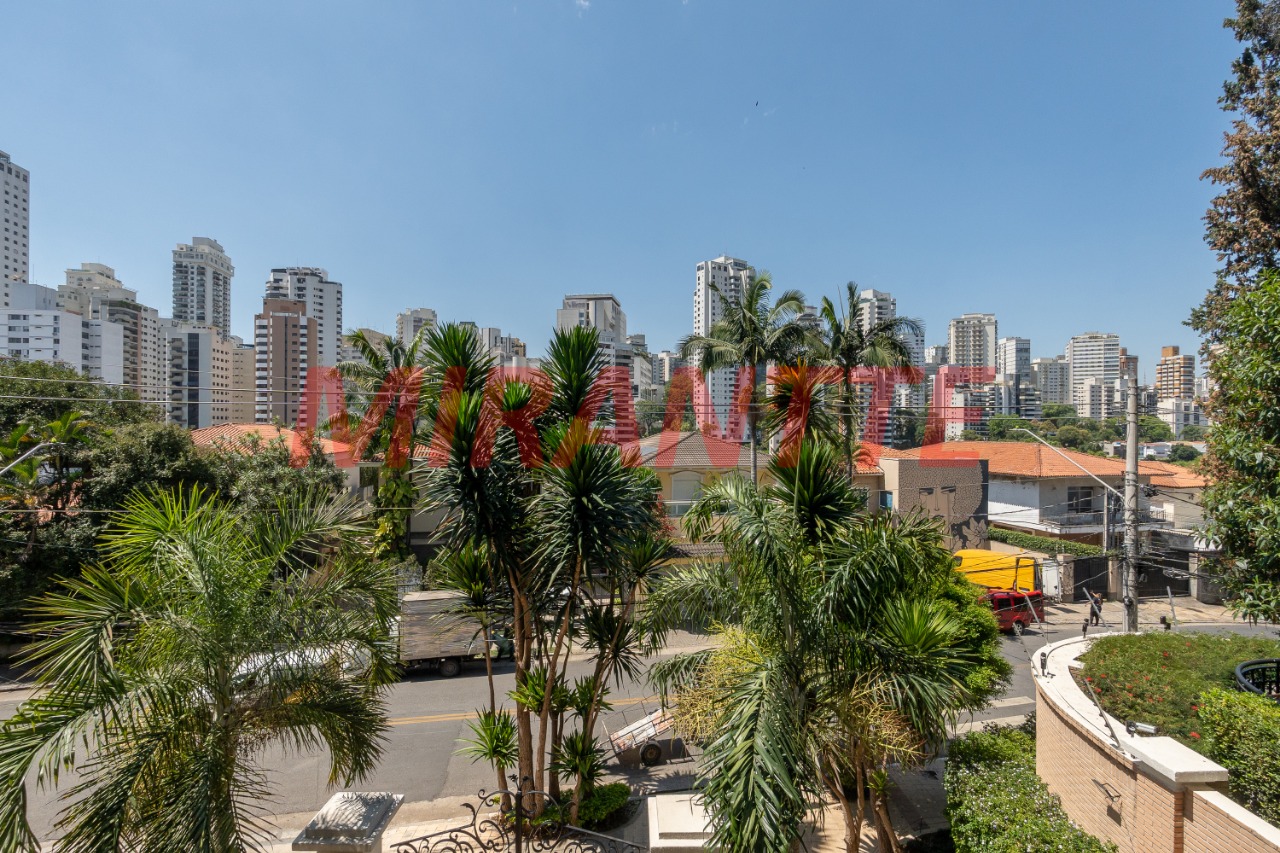 Apartamento de 330m² com 4 quartos em Perdizes