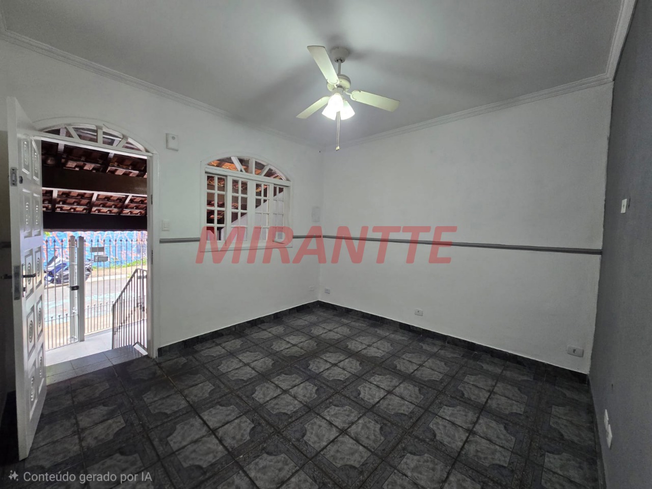 Sobrado de 253m² com 5 quartos em Vila Medeiros