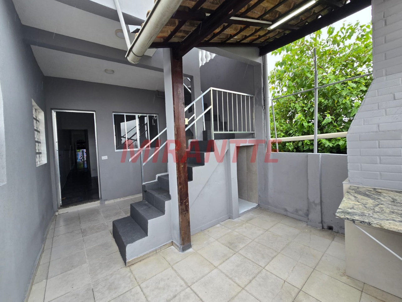 Sobrado de 253m² com 5 quartos em Vila Medeiros