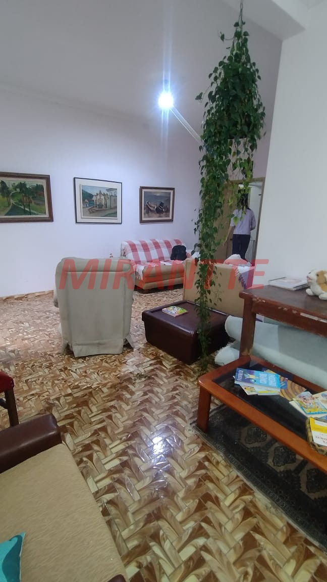 Casa terrea de 175m² com 5 quartos em Vila Amelia