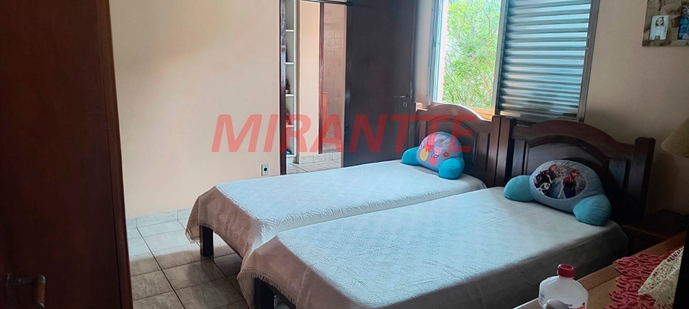 Sobrado de 185m² com 3 quartos em Vila Isolina Mazzei