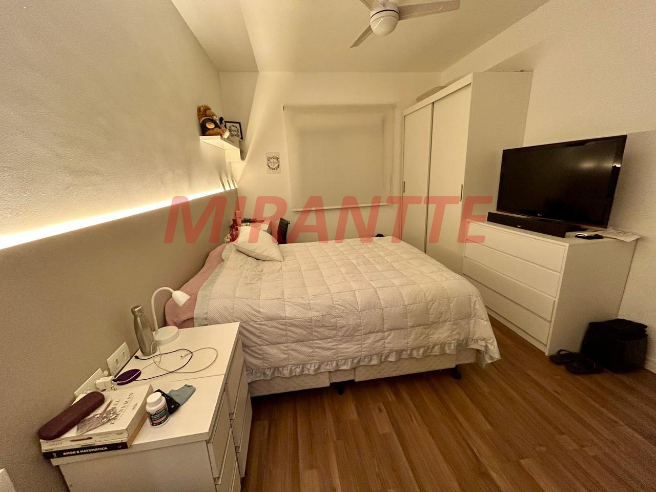 Cond. fechado de 372m² com 4 quartos em Jardim Ibiratiba