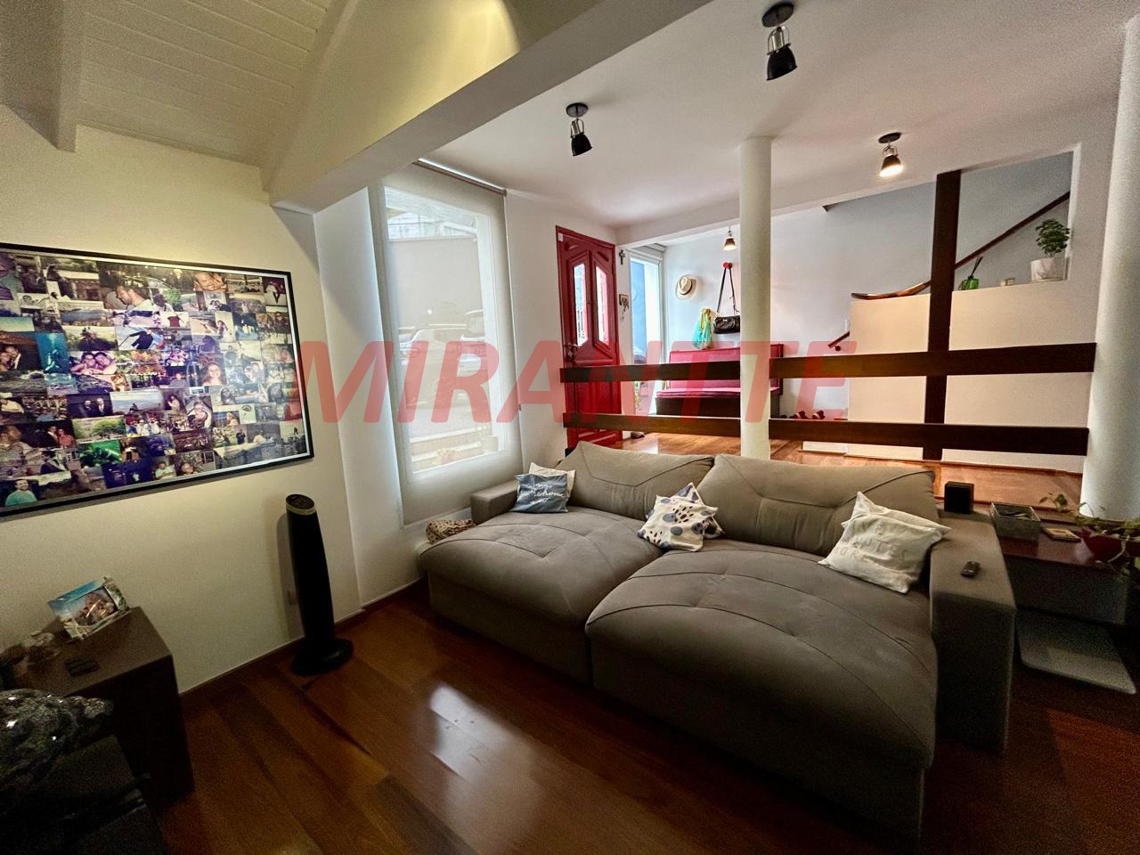 Cond. fechado de 372m² com 4 quartos em Jardim Ibiratiba