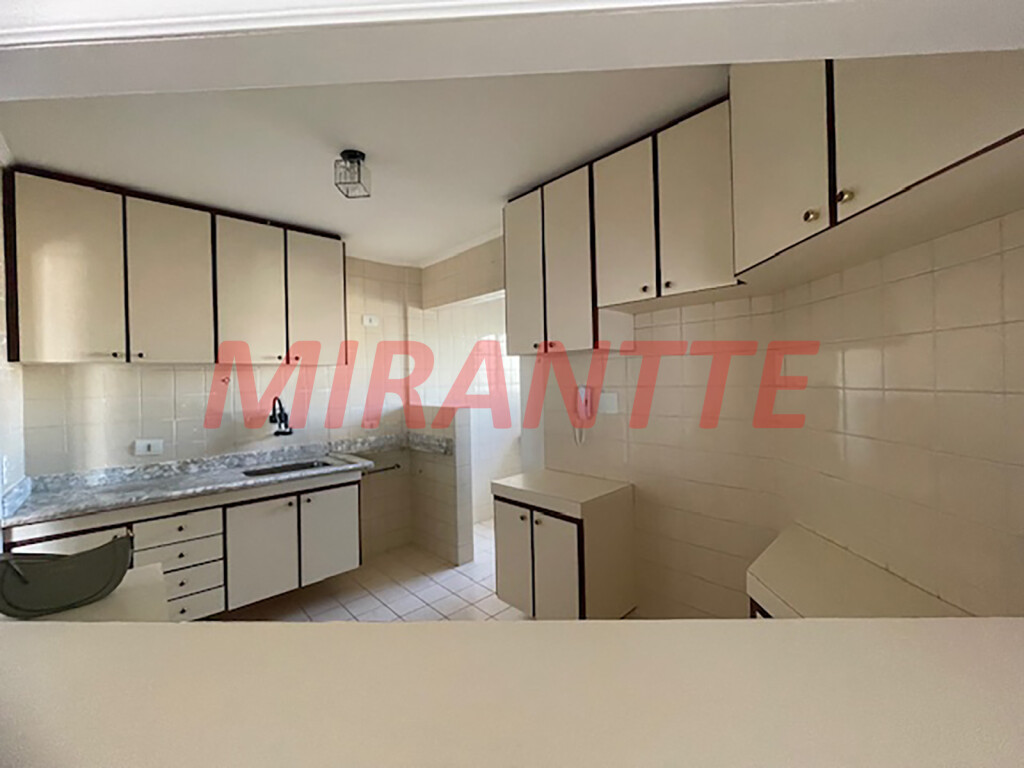 Apartamento de 70m² com 3 quartos em Santa Teresinha
