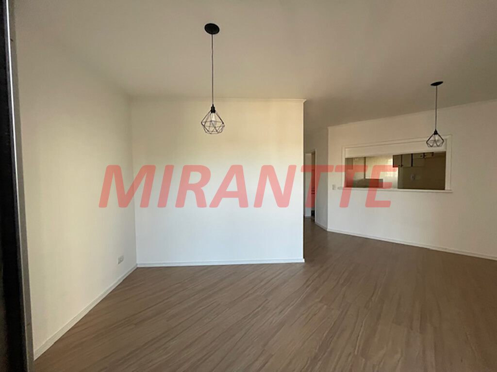 Apartamento de 70m² com 3 quartos em Santa Teresinha