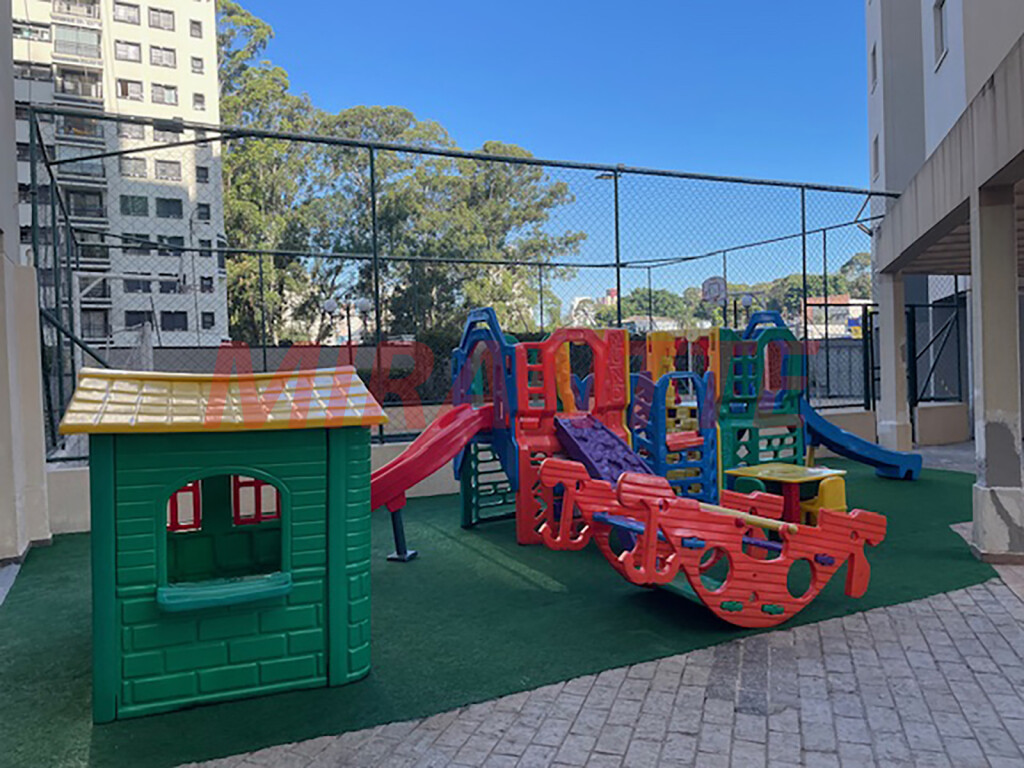 Apartamento de 70m² com 3 quartos em Santa Teresinha