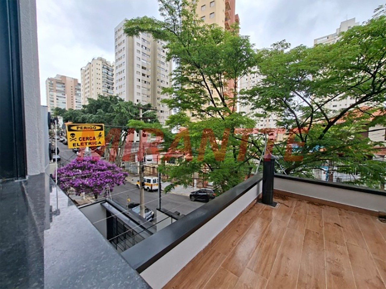 Sobrado de 140m² com 4 quartos em Santa Teresinha