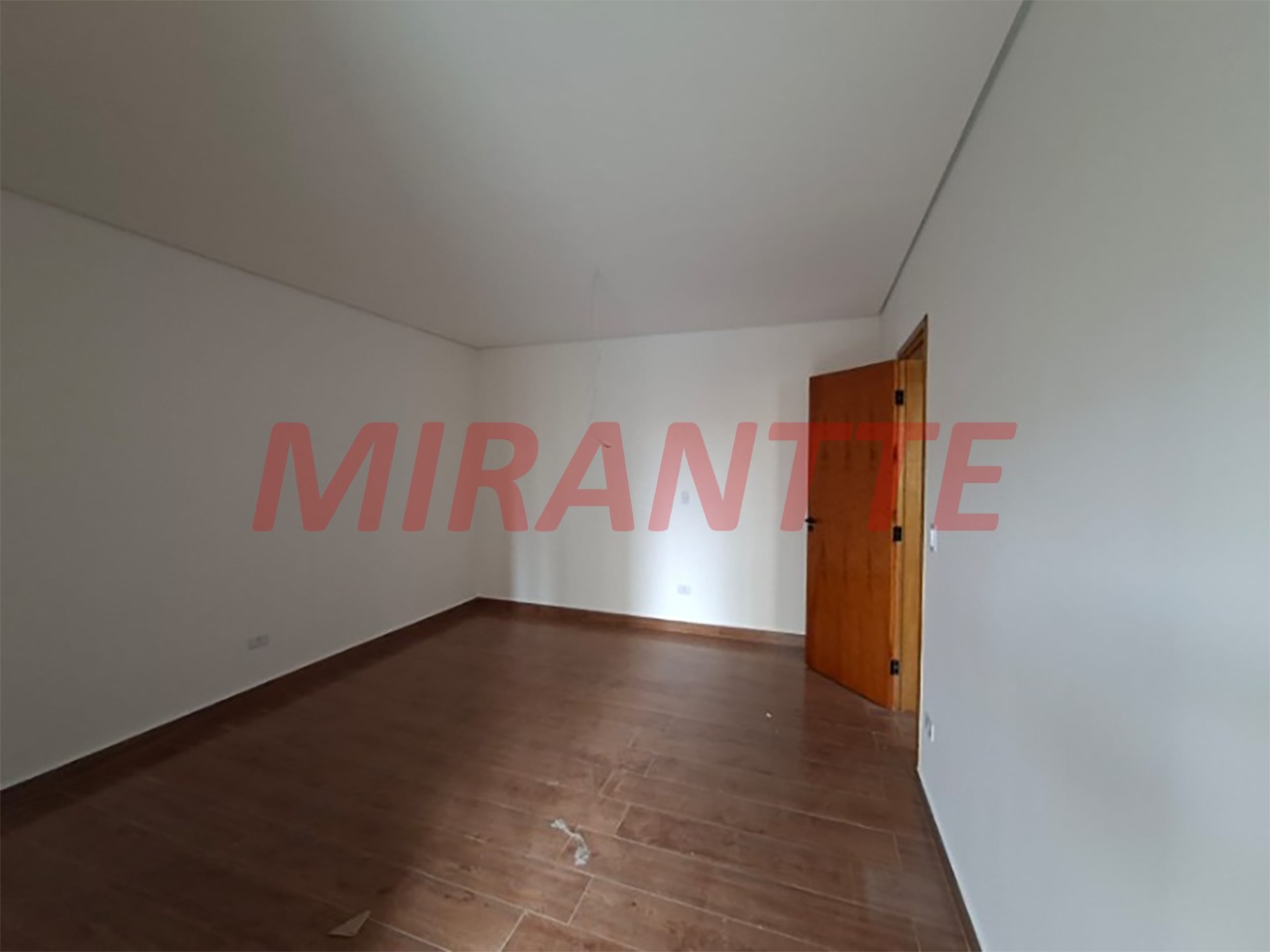Sobrado de 140m² com 4 quartos em Santa Teresinha