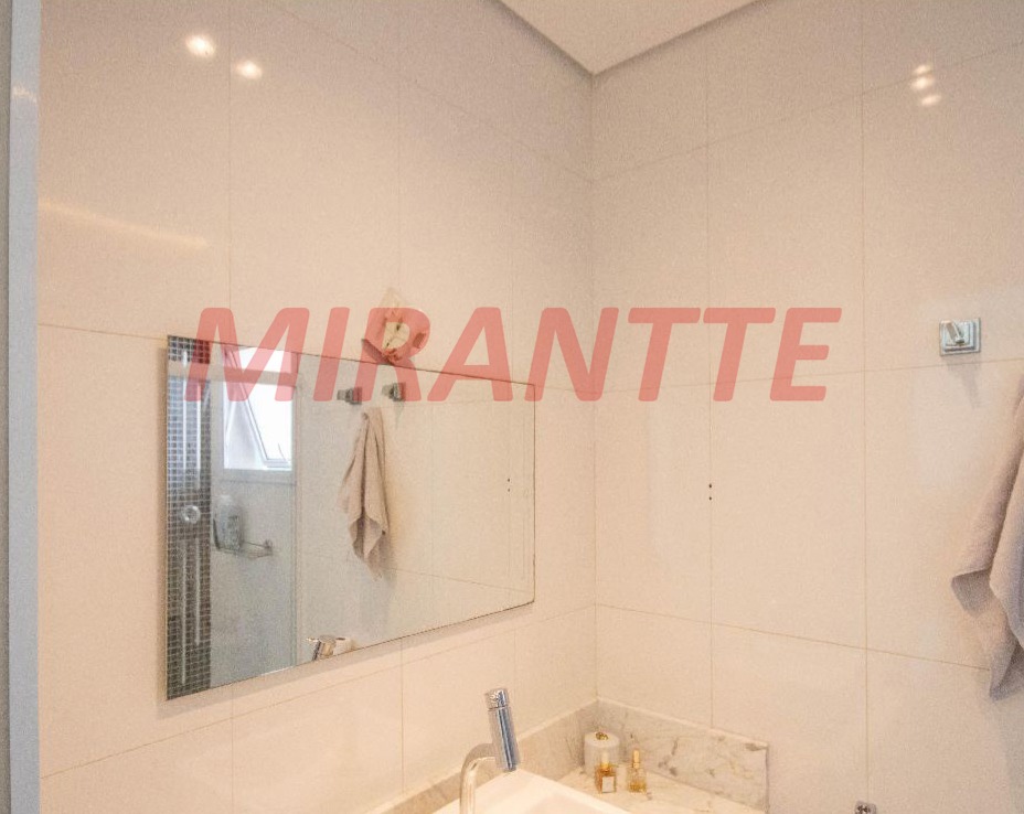 Sobrado de 300m² em Horto Florestal