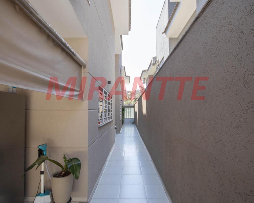 Sobrado de 300m² em Horto Florestal