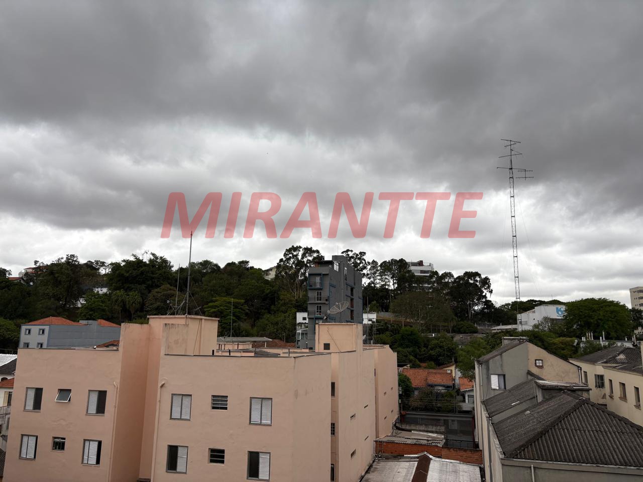 Apartamento de 67m² com 2 quartos em Santana