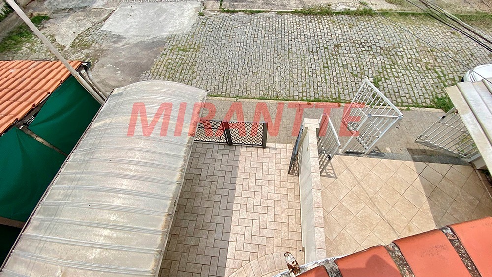 Sobrado de 125m² com 2 quartos em Santana