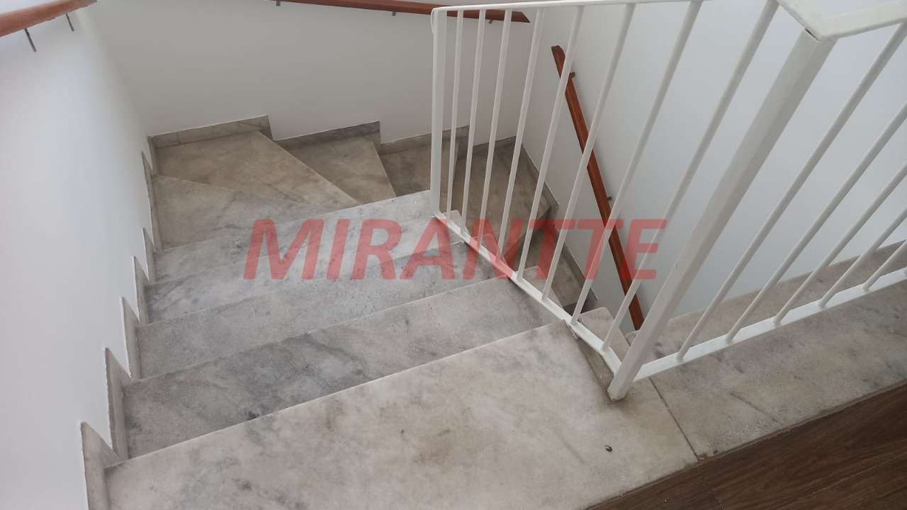 Sobrado de 132m² com 3 quartos em Jardim das Laranjeiras