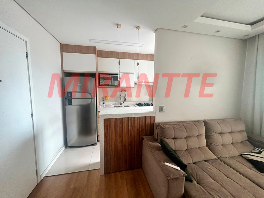 Apartamento de 41m² com 2 quartos em Vila Nova Cachoeirinha