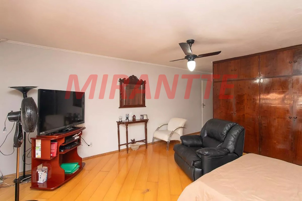 Sobrado de 213m² com 3 quartos em Vila Paiva