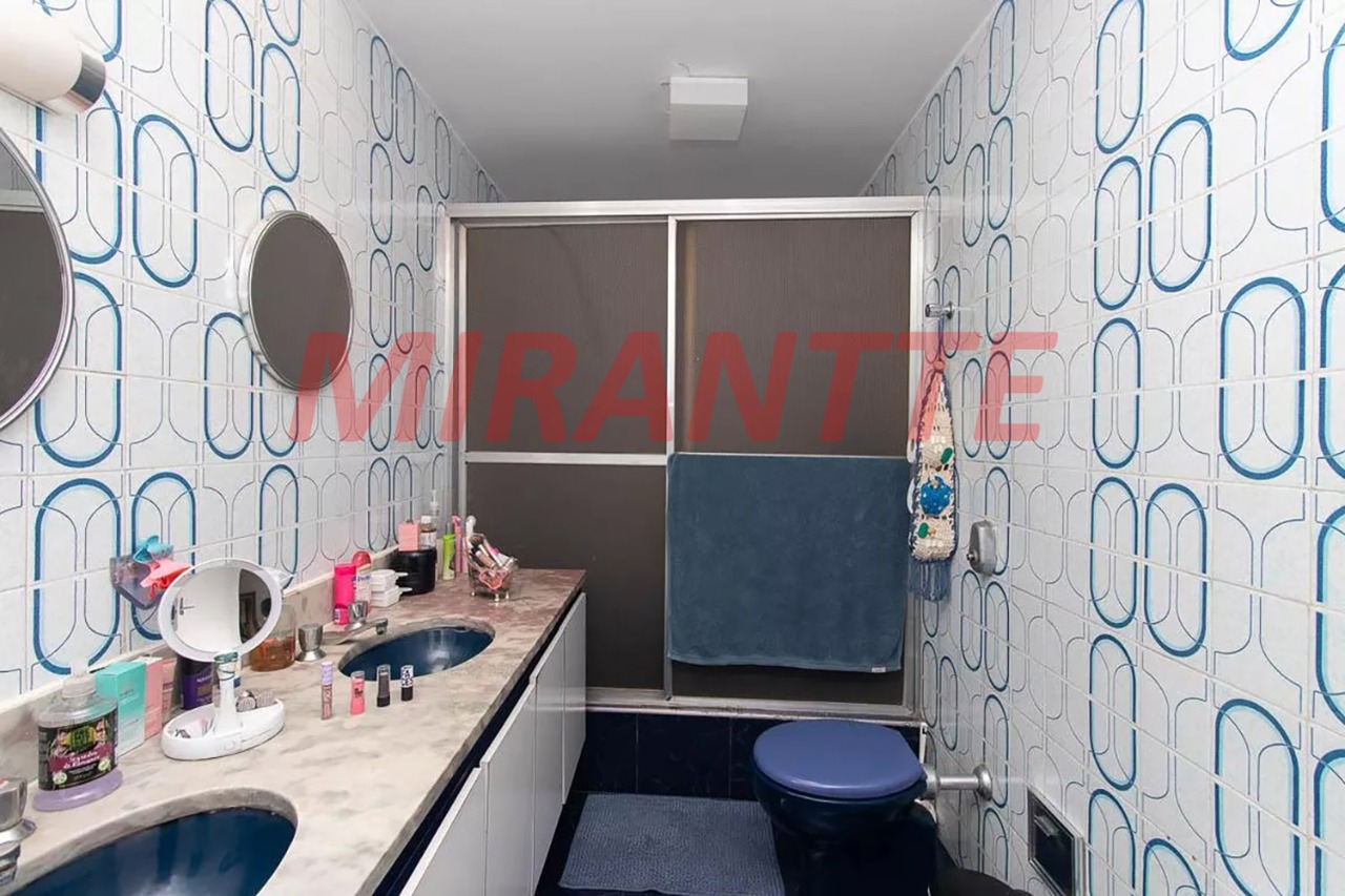 Sobrado de 213m² com 3 quartos em Vila Paiva