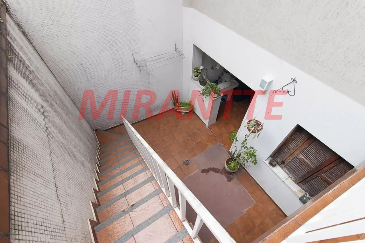 Sobrado de 213m² com 3 quartos em Vila Paiva