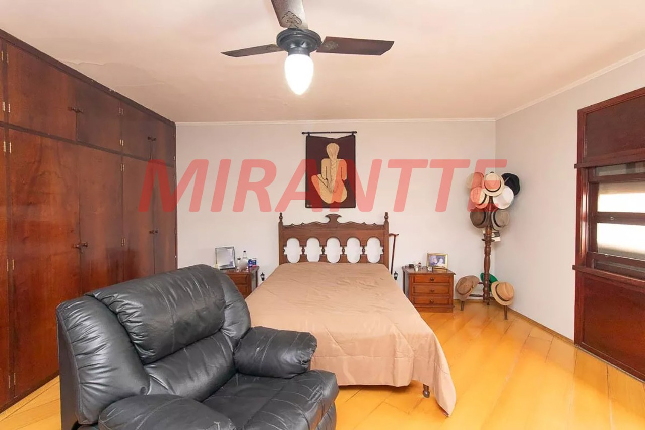 Sobrado de 213m² com 3 quartos em Vila Paiva
