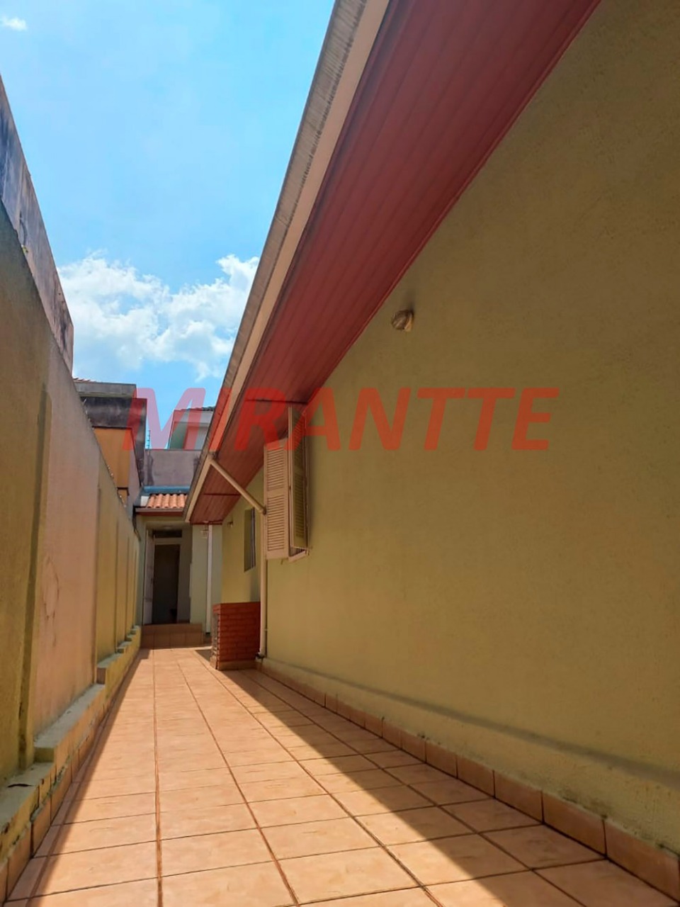 Casa terrea de 139m² com 3 quartos em Parque Vitória