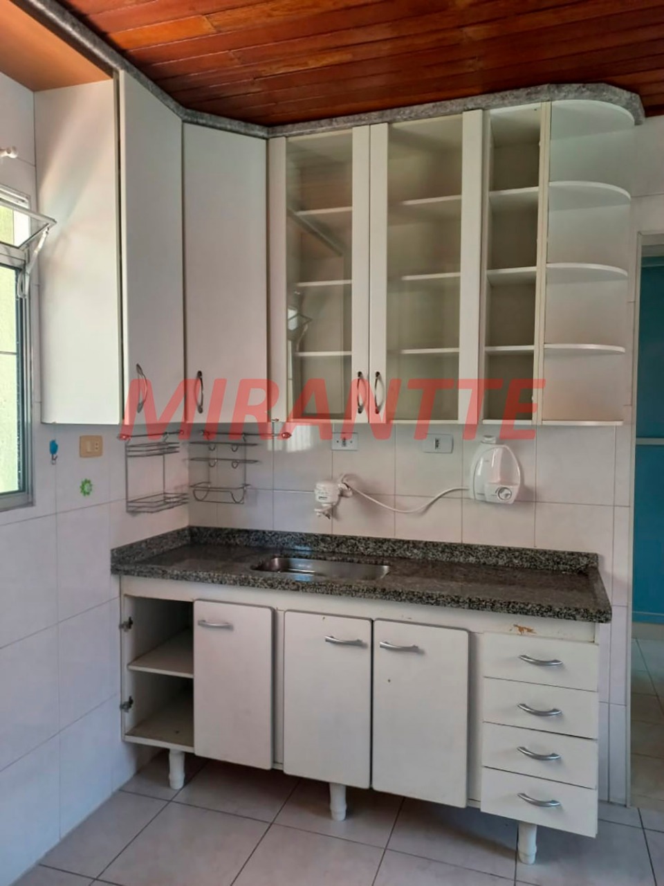 Casa terrea de 139m² com 3 quartos em Parque Vitória