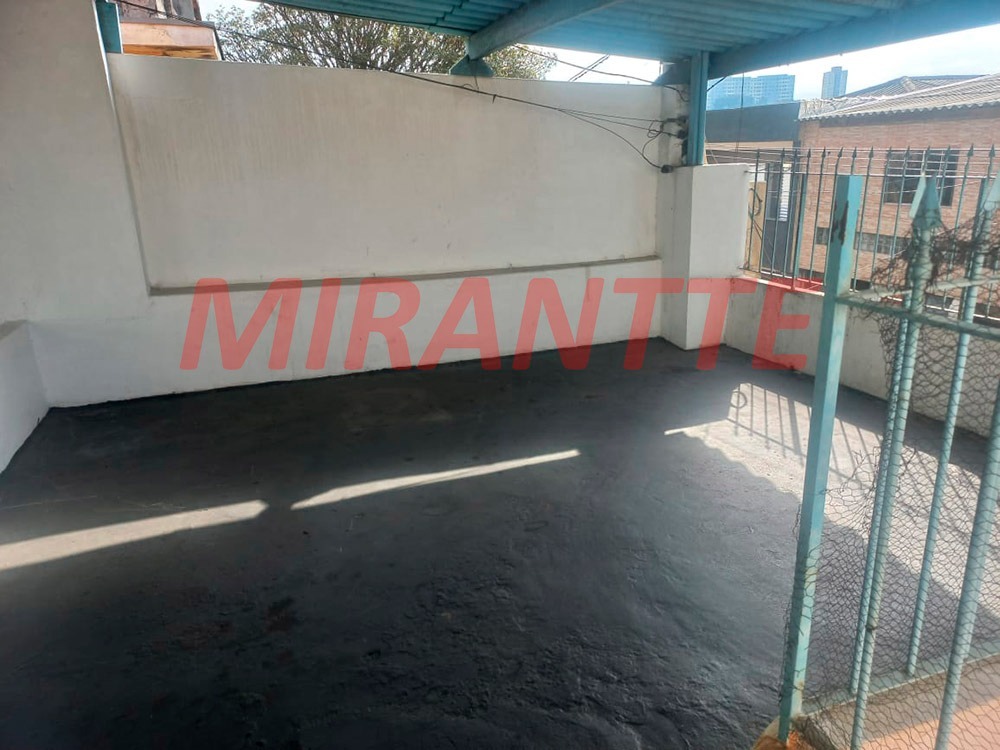 Sobrado de 176m² com 4 quartos em Limão
