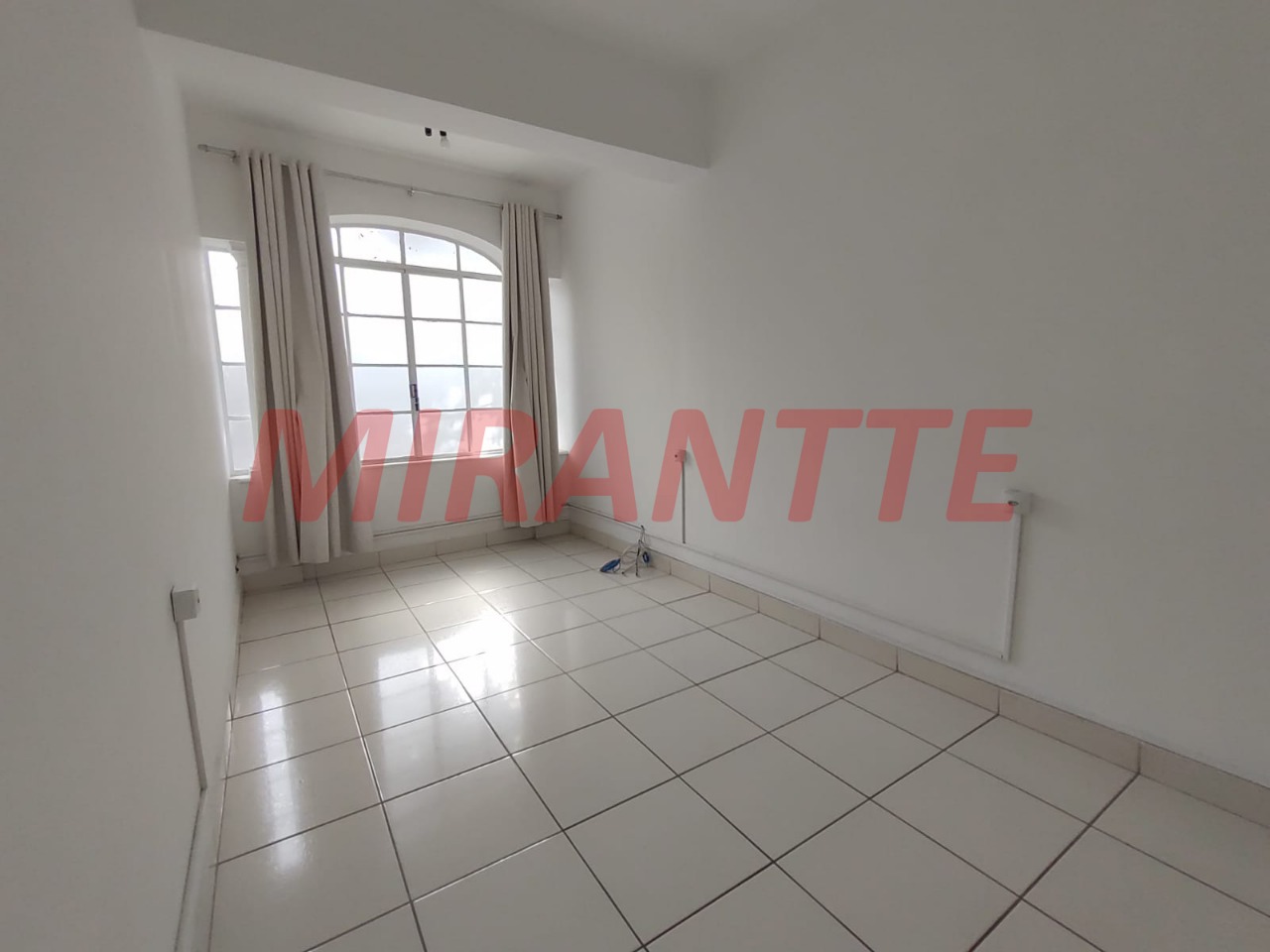 Comercial de 170m² em Santana