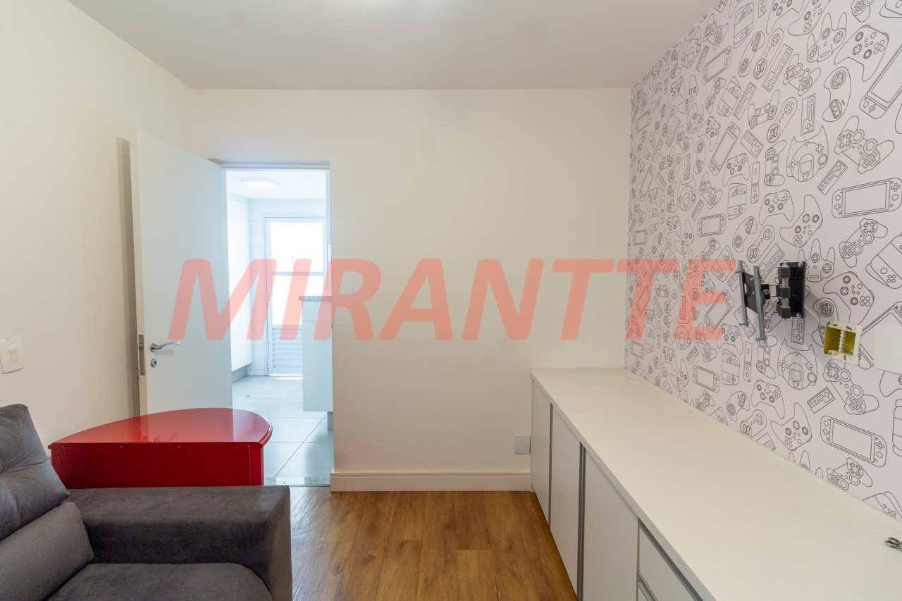Cond. fechado de 242m² com 3 quartos em Tremembe