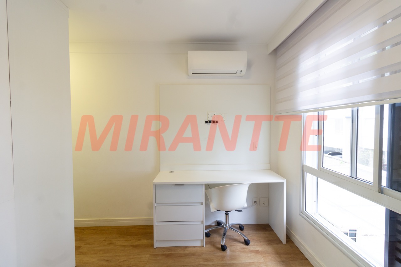 Cond. fechado de 242m² com 3 quartos em Tremembe