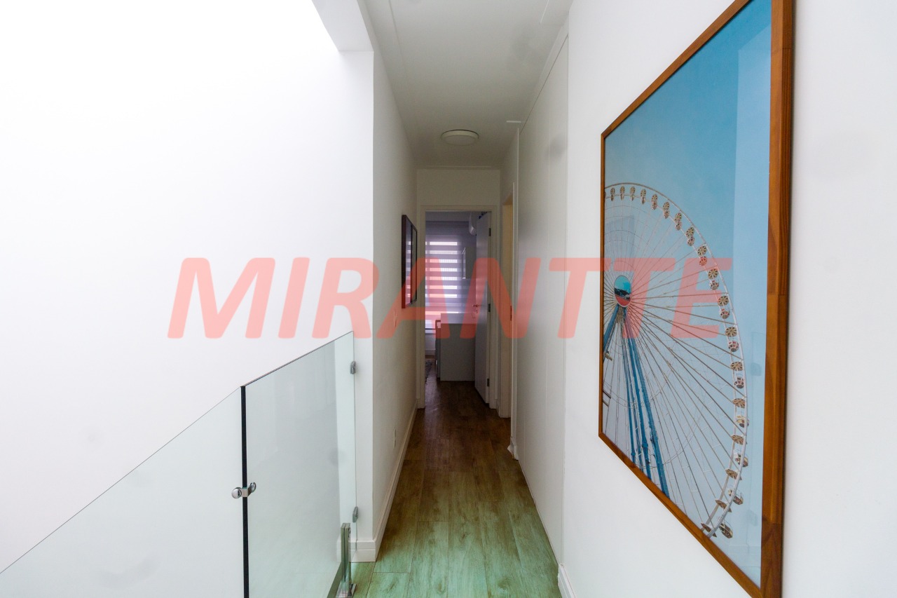 Cond. fechado de 242m² com 3 quartos em Tremembe