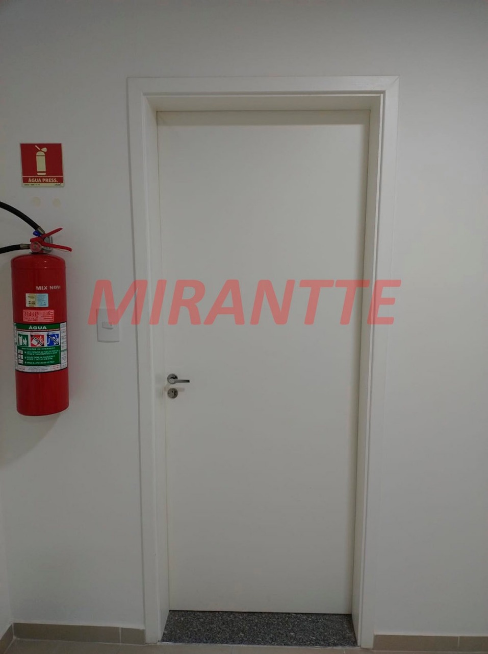 Apartamento de 47m² com 2 quartos em Vila Gustavo