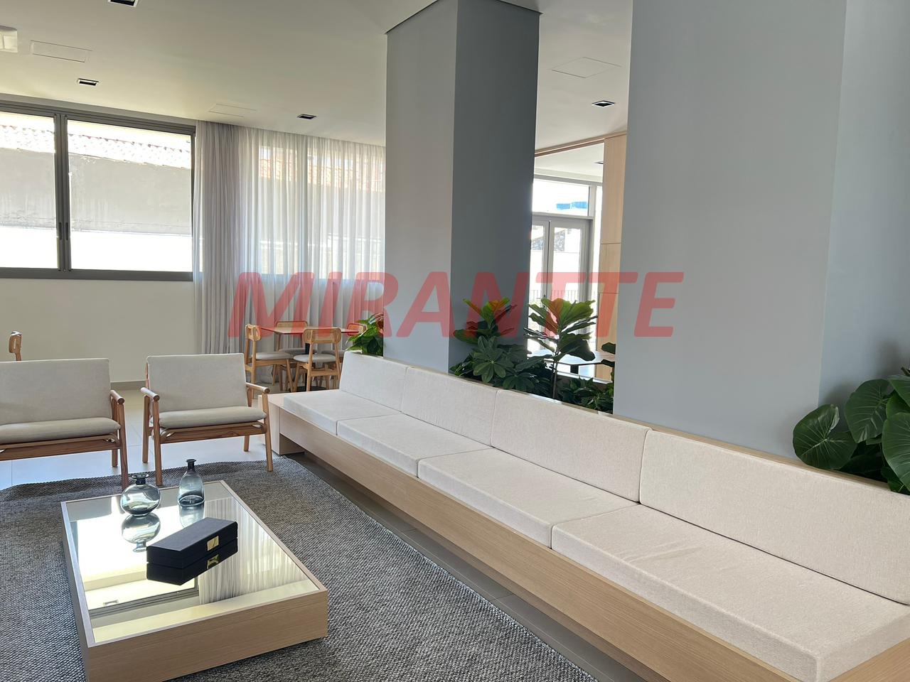Apartamento de 243m² com 3 quartos em Santana