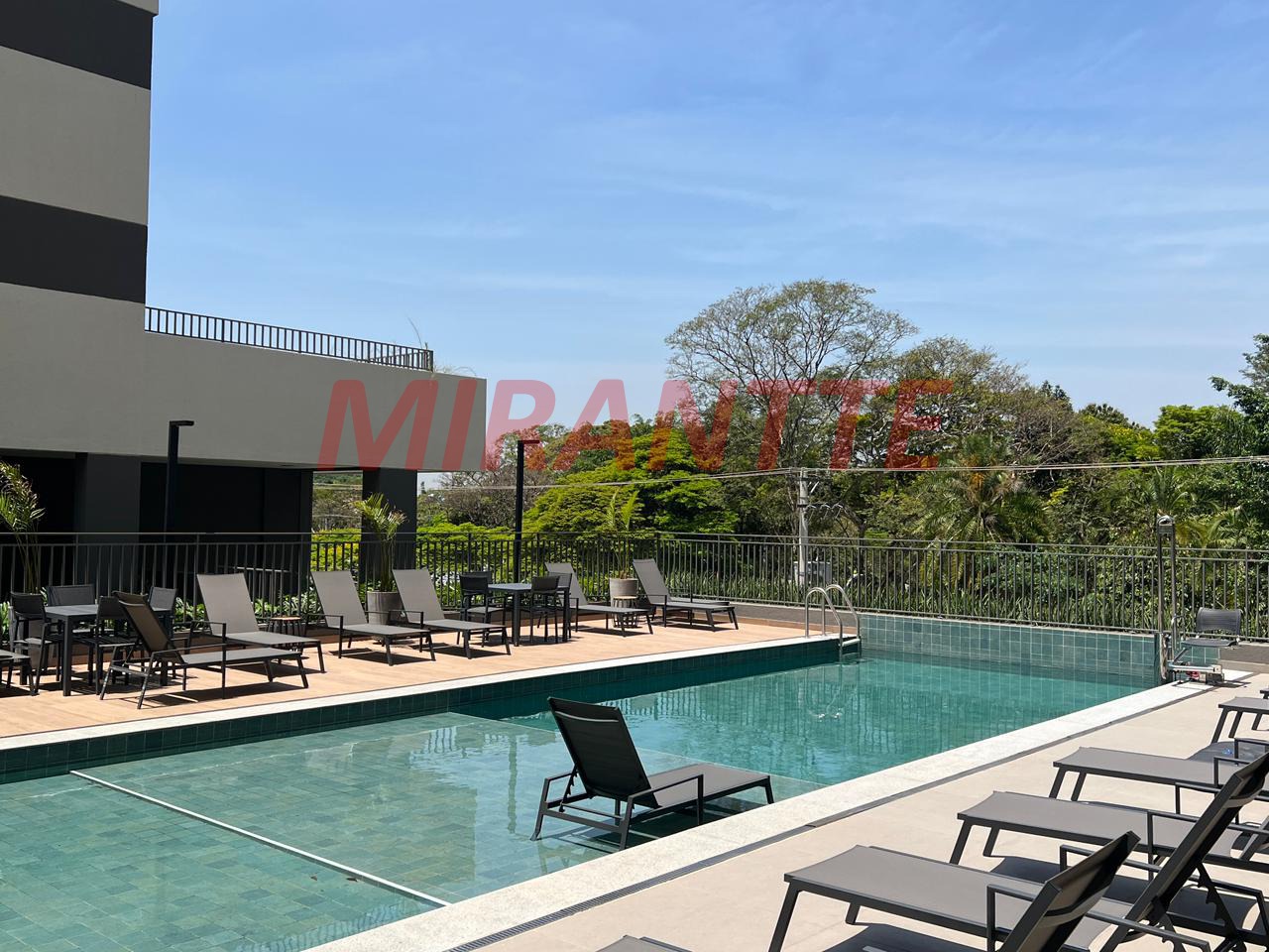 Apartamento de 243m² com 3 quartos em Santana