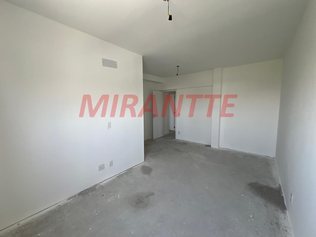Apartamento de 243m² com 3 quartos em Santana