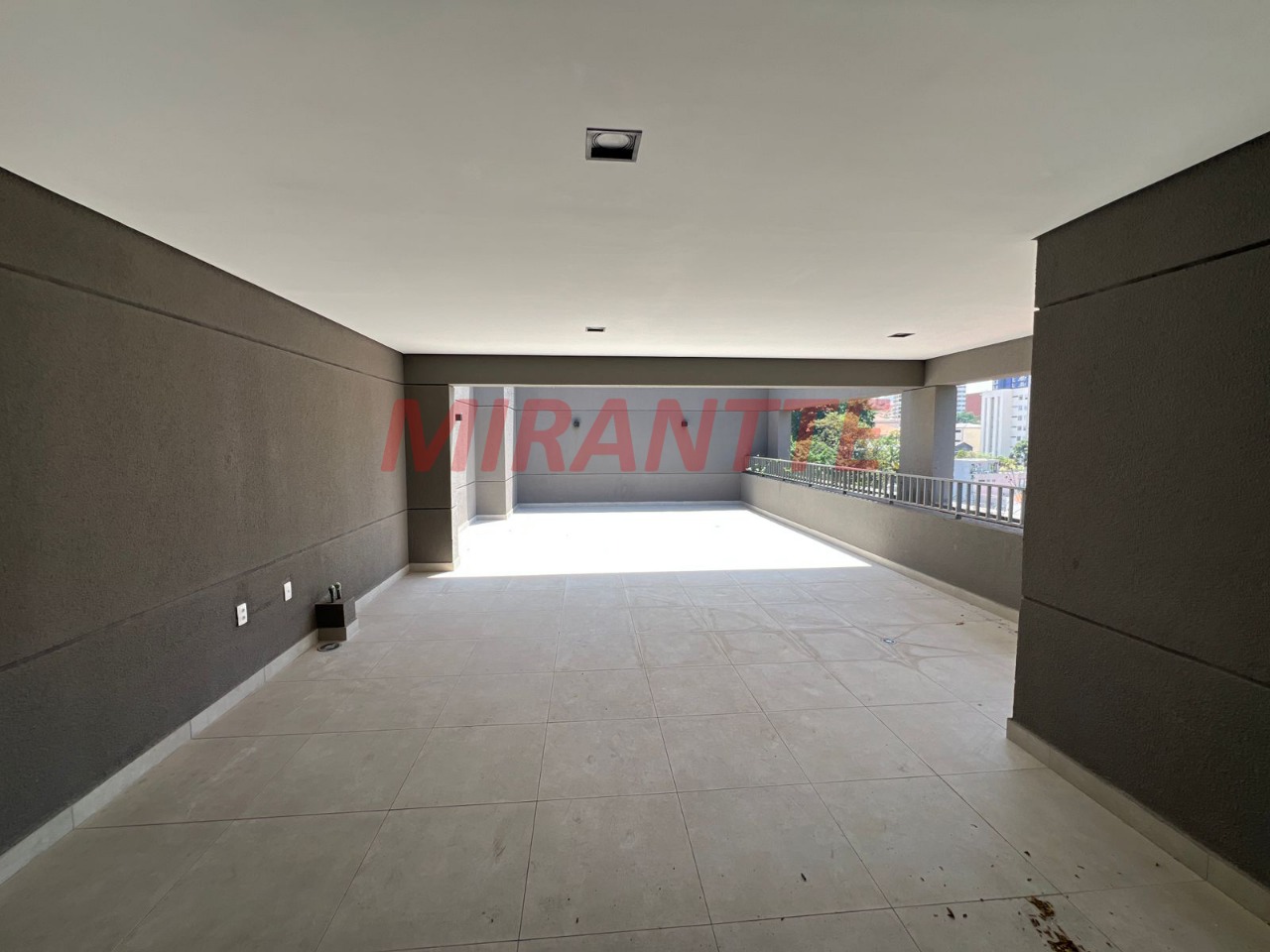 Apartamento de 243m² com 3 quartos em Santana